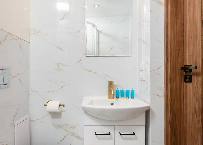 Lejlighed Wierzbowa Modern By Bookinghost *